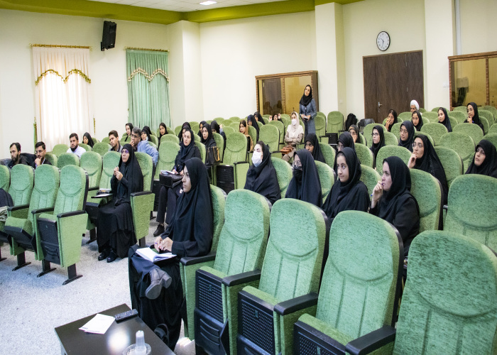 کارگاه دکتر ناجی؛ دبیر علمی همایش: مربیگری فلسفه ب