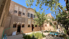 خانه اعتمادی نیا بیرجند