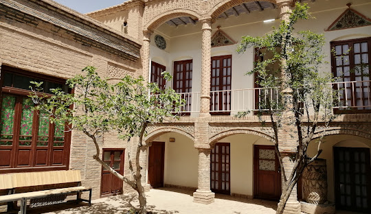 خانه پردلی